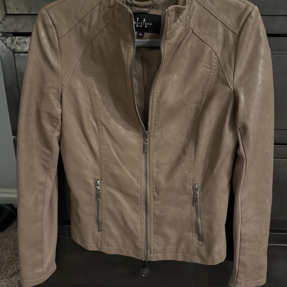 LA Coalition Faux Leather Jacket.XS. Cute with jeans & boots. Perfect for fall.